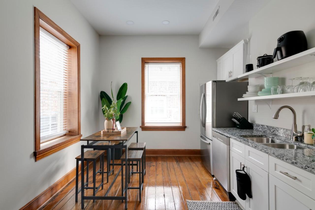 Cozy Historic Family Home In The Heart Of リッチモンド エクステリア 写真